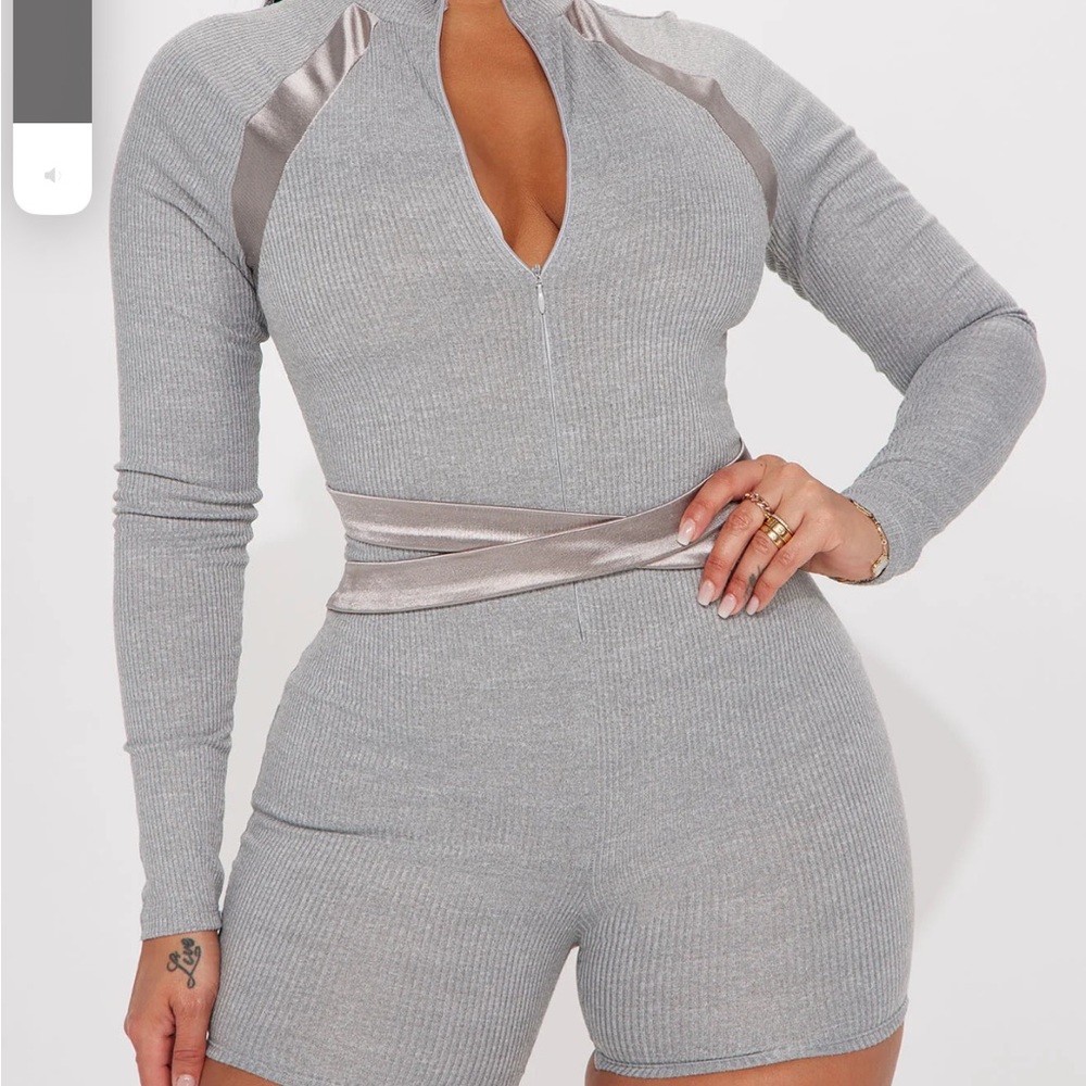 NWT ribbed romper